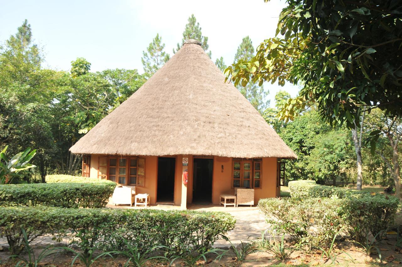 Hotel Kontiki Hoima Exterior photo