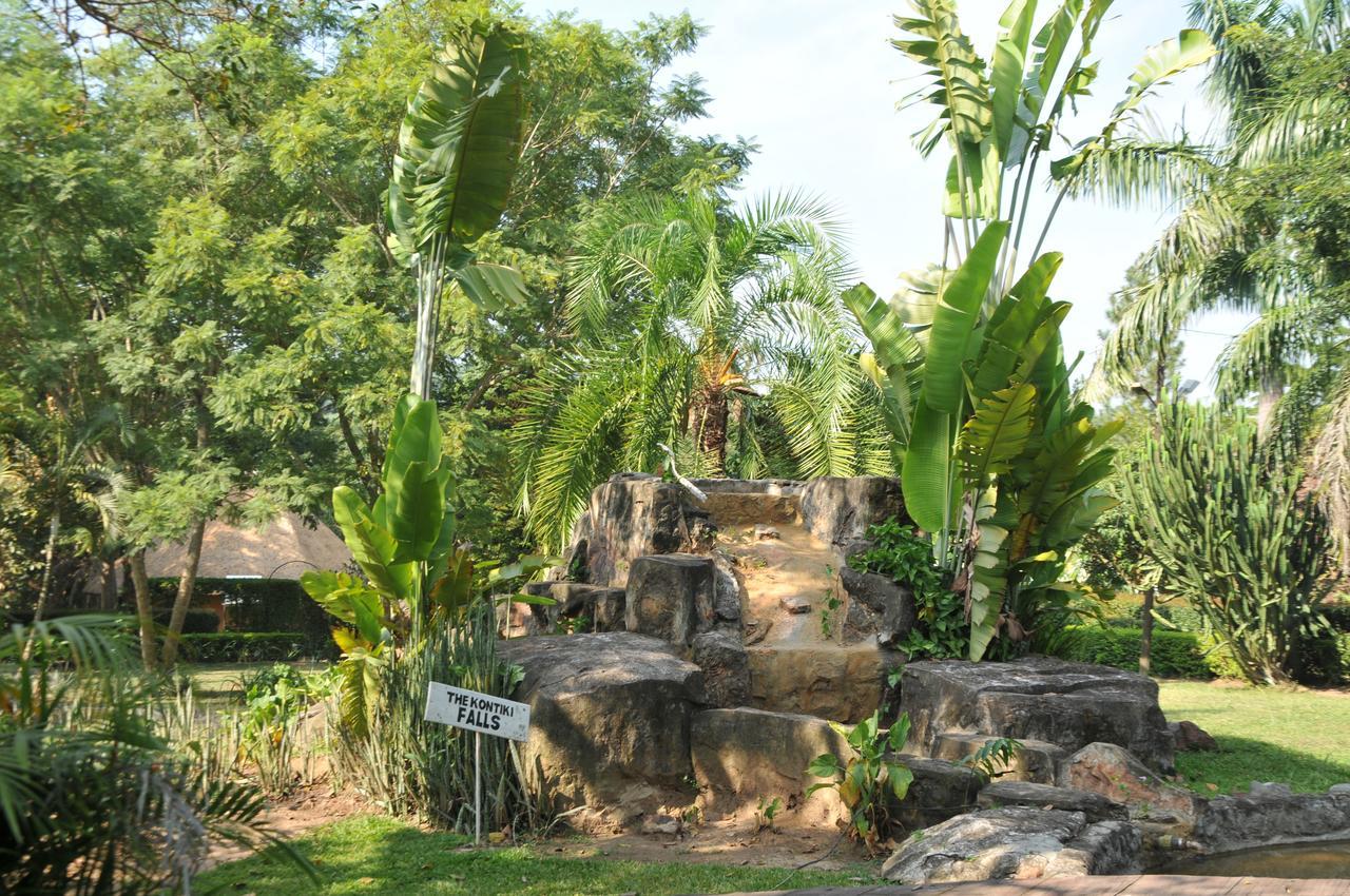 Hotel Kontiki Hoima Exterior photo